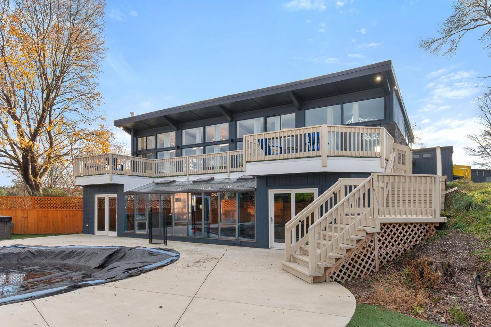 Holiday home 18 Bd W Indoor Pool Hottub & Sauna - Mystery